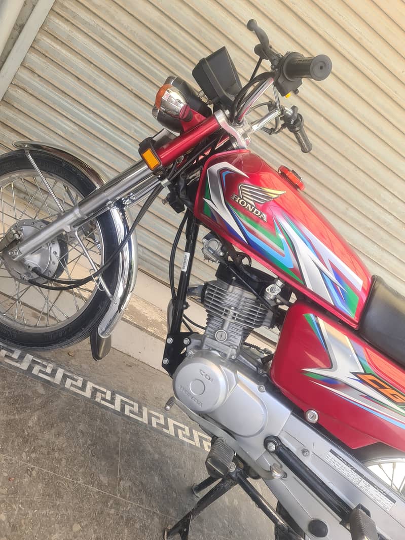 Honda 125 2023 model condition 10 by 10 2
