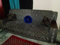5 Seater Sofa with Centre Table