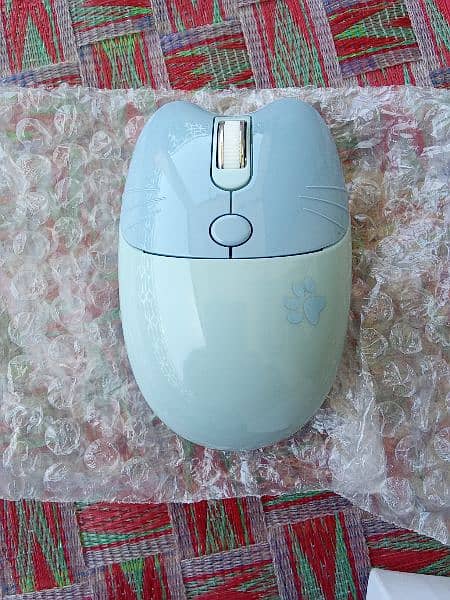 Mouse Wireless plus Bluetooth 0