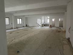 1,Kanal Brand New Building 3Th Floor Hall Available For Rent In Johar Town Near Emporium Mall