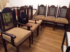 Good condition dinning Chairs (6)