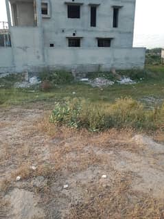 LDA AVENUE ONE BLOCK G TEN MARLA PLOT FOR SALE CHEAPEST PRICE READY TO PROSSION