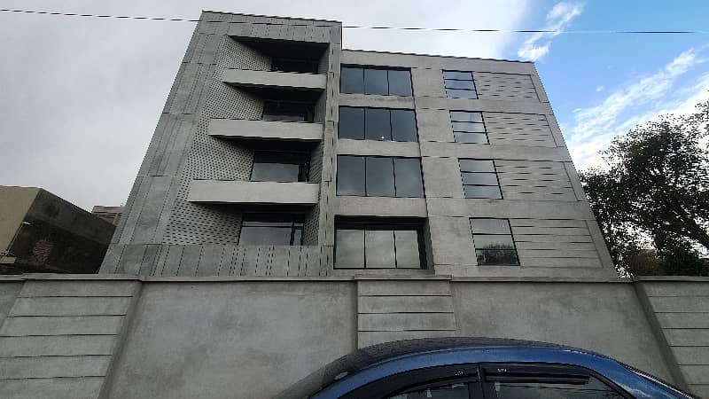 40000 Sqft 5 Storey Commercial Building Gulberg 3 N Block 0