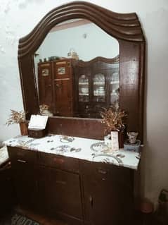 showcase and Dressing table