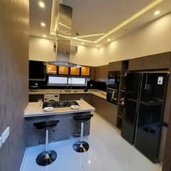 1 kannal House Available for sale in Jasmine Block Bahria Town Lahore