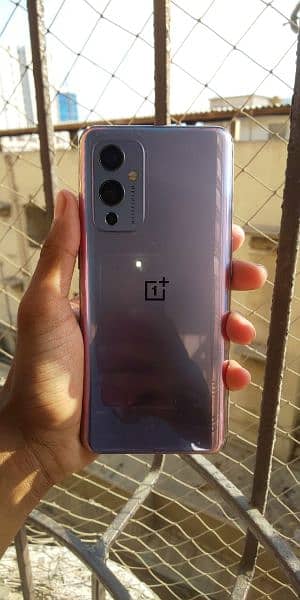 OnePlus 9 3