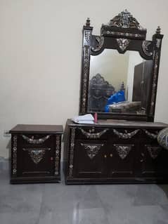Wooden bed set in good condition