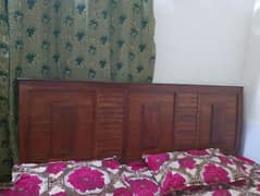 king size bed used but in new condition