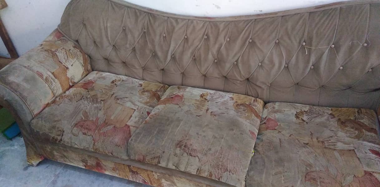 3 seater used sofa 0