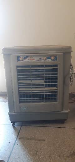 Fully plastic body air cooler good condition