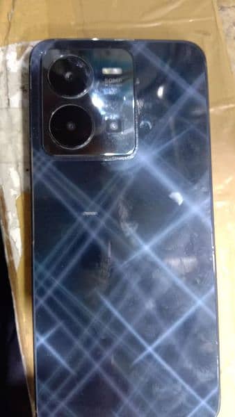 vivo y35 8+8/128 good condition with box and charger 1