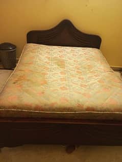 queen size spring Mattress for sale. only mattress, (not bed)