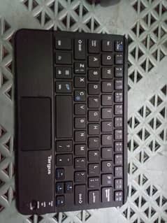 Targus Bluetooth KeyBoard with Mouse