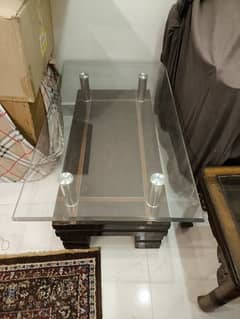 Centre and 2 side tables 10/10 condition