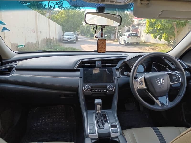 Honda Civic Oriel 1.8 i-VTEC CVT 2020 8