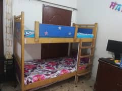kids bed available