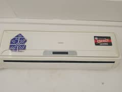 HAIER AC ENRGE SAVING NON INVERTOR AC IN EXCILENT CONDITION FOR SALE