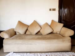 Fine quality sofa set