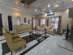Aesthetic Fully Furnish House For Daily, Weekly And Monthly Basis.