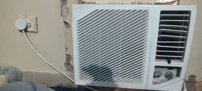 Ship air conditioner in working condition,