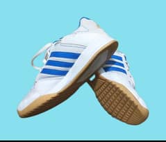 Shoes| Sports Shoes| Tennis Shoes| Badminton Shoes| Squash Shoes|