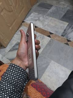 Redmi 12 in 9/10 condition with 4+4/128 with full box