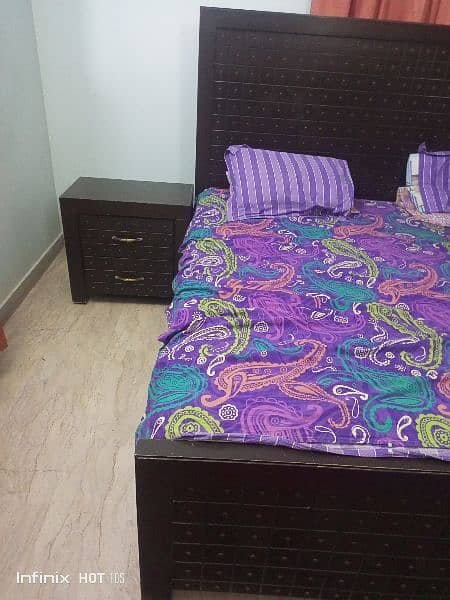 used king size bed set 0