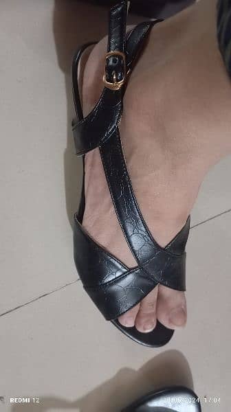 different heels shoes size 38 5