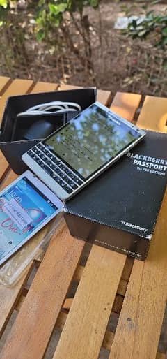 blackberry passport silver special edition(PTA OFFICIAL APPROVED)