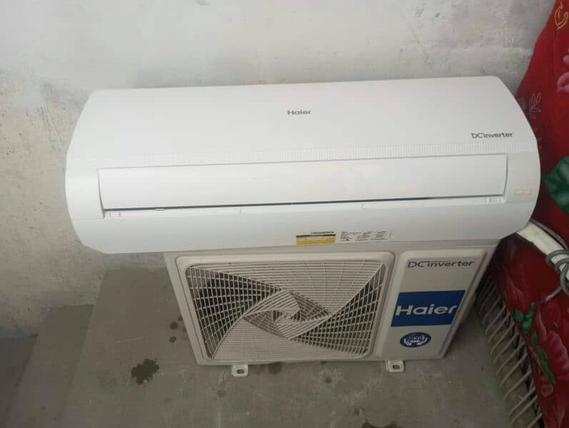 Haier ac 1 ton Dc inverter Heat and cool urgent sale 10