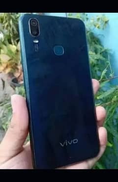 vivo y11 3gb32 all ok 10/10 sell and exchange