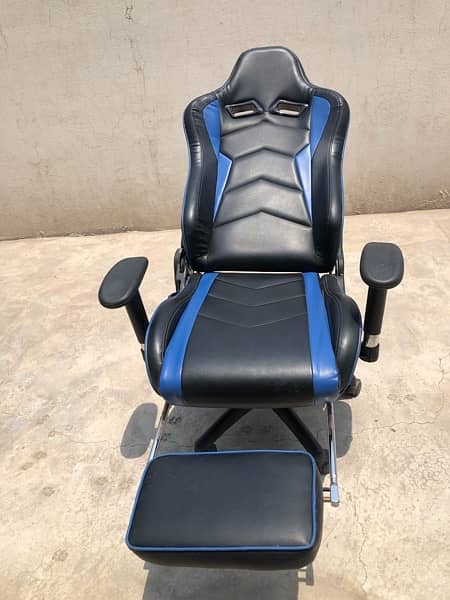 gaming chair all ok made in Dubai 1