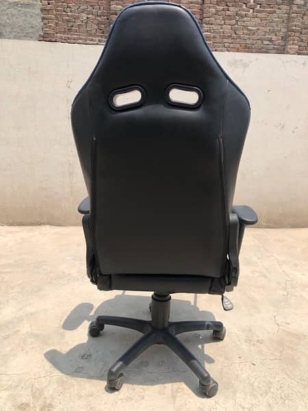 gaming chair all ok made in Dubai 3