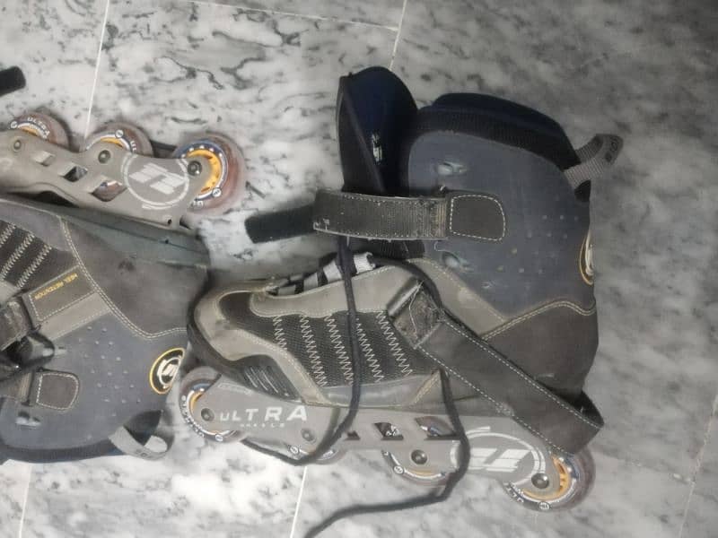Skating shoes 8