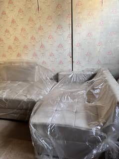 Brand new L sofa