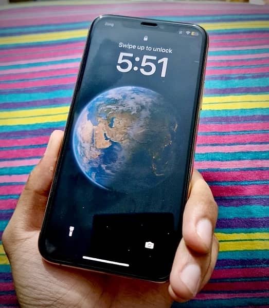 iPhone 11 Pro 4