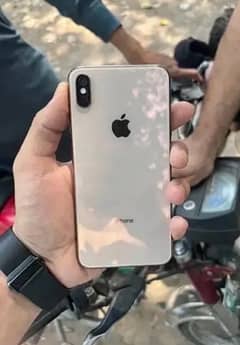 Iphone xs max For Sale 10/10 condition