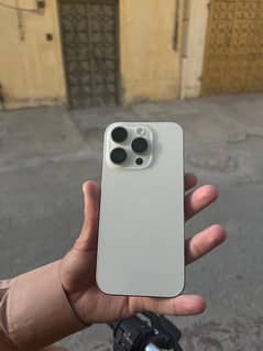 iphone 15pro white