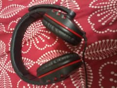 gaming headphones bilkul new ha use hi nihua with box 03214302534 wtsp