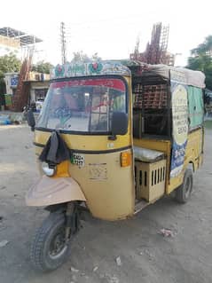 Auto Rickshaw urgently sale 03216568510
