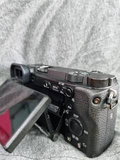 Sony A6400 Only Body With Battery Charger