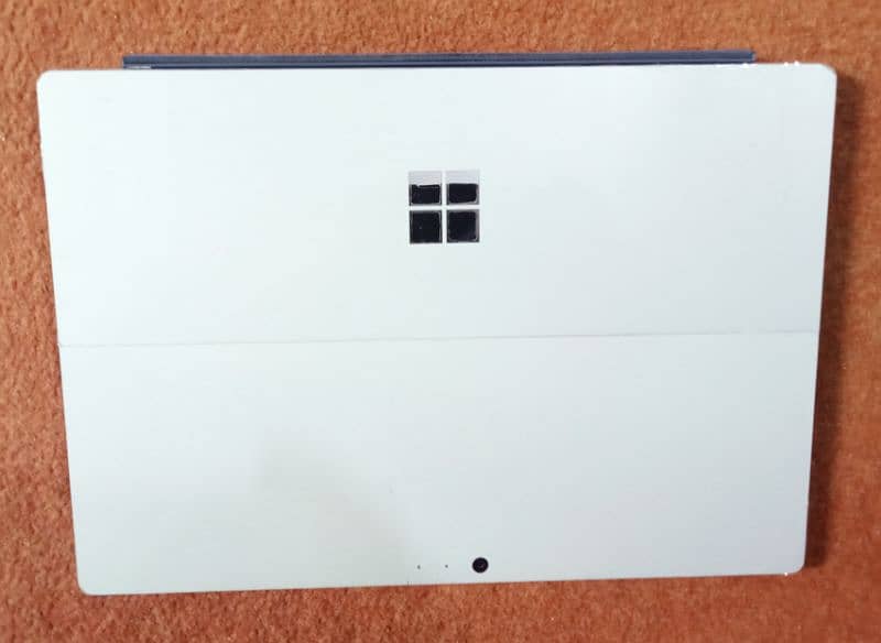 Microsoft surface 0