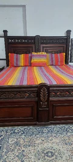 double bed dressing and mattress