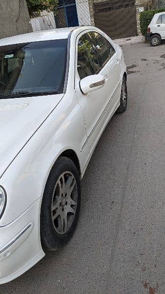 Mercedes c200 model 2012 12