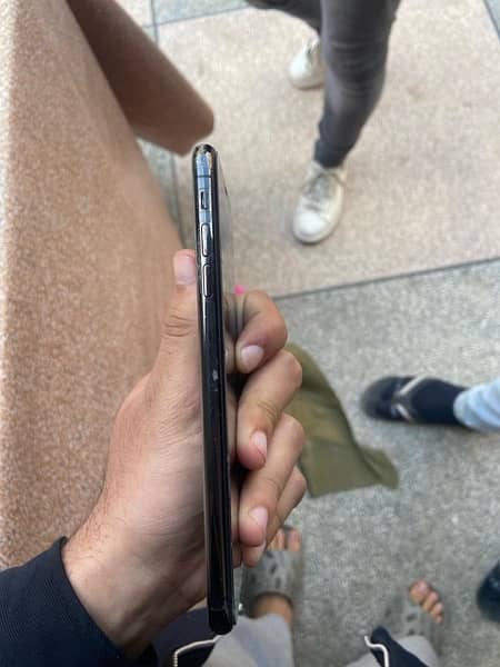 IPHONE XSMAX 256GB NON PTA 1