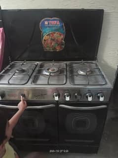 cooking range for sale condition good