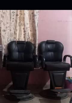Beauty Parlour Chairs