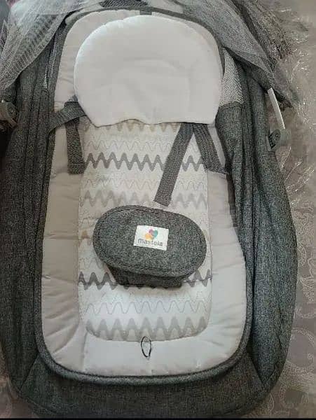 mastela 4 in 1 baby electic swing bassinet 3