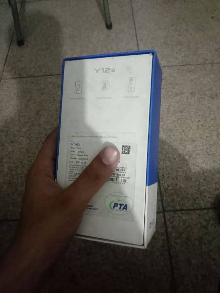 vivo y12s 4