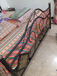 Steel Bed (Iron Body) For Sale